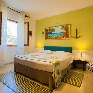 Casa vacanze L'hibiscus Di Lucia, Alghero