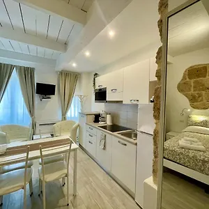  Apartament Protea House
